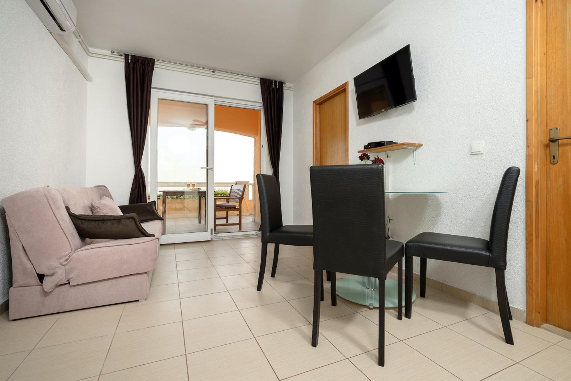 Apartments Spila Beach Иван Долац Стая снимка