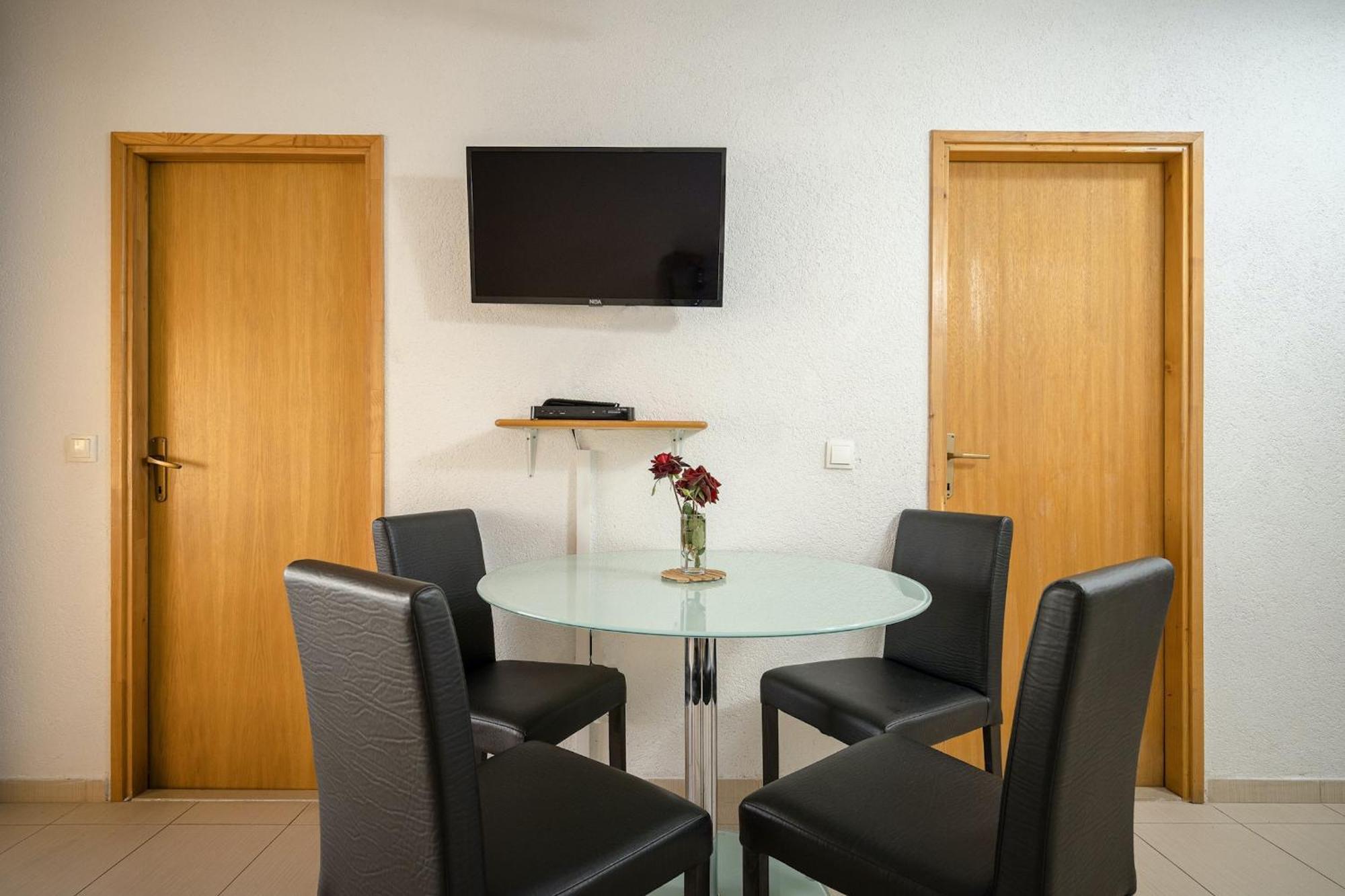 Apartments Spila Beach Иван Долац Екстериор снимка